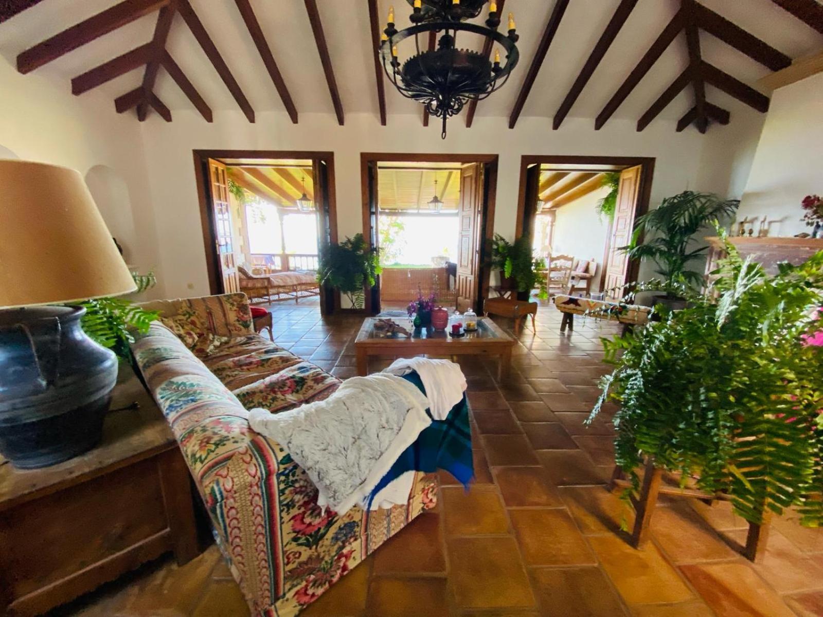 La Rayuela Suites Frontera Ngoại thất bức ảnh